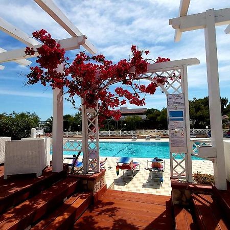 Villaggio Camping Oasi Vieste Exteriör bild